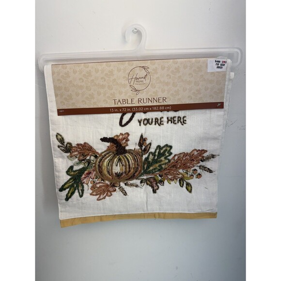 Harvest table runner Fall/Thanksgiving Features pumpkins 13 in. x 72 in - Picture 2 of 8